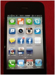 ขั้นตอนการเปลี่ยนแบตฯ iPhone4 ด้วยตัวเอง เผื่อว่าแบตใครเสื่อมเปลี่ยนเองได้นะ  !!!