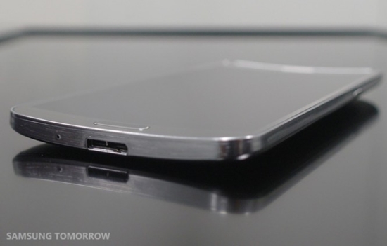 Samsung Galaxy Round (2)