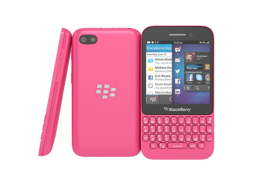 The Pink BlackBerry Q5 in Dubai