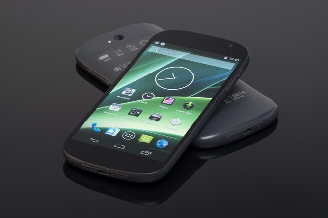 YotaPhone (1)