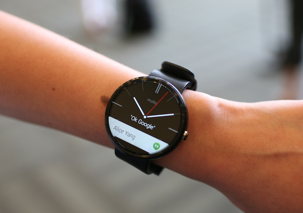 Moto 360 Hands-On