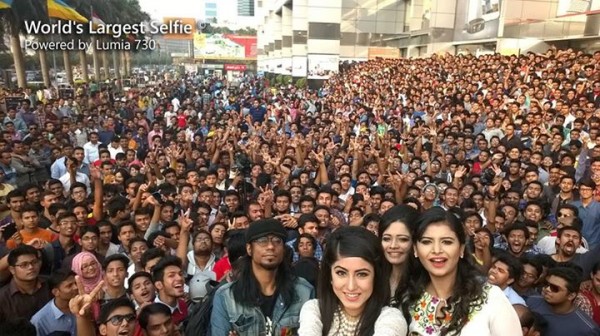 Lumia 630 The World’s Largest Selfie