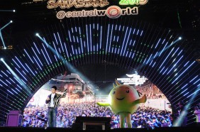 ภาพบรรยากาศงาน "AIS Bangkok Countdown Sawasdee 2015 ...