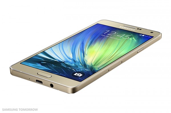 Samsung Introduces Galaxy A7 Gold