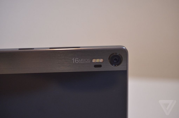 Lenovo Vibe Shot-05