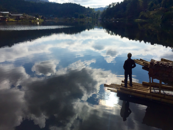 apple_world_gallery02