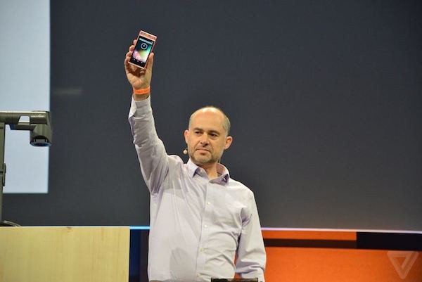 Google-Project-Ara-demoed-on-stage (1)