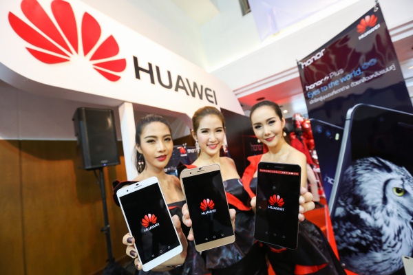 เปิดตัวหัวเว่ย ออเนอร์ หก พลัส ในงาน Thailand Mobile Expo 2015 - 06