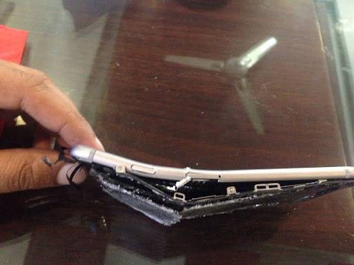 Apple iPhone 6 explodes 3