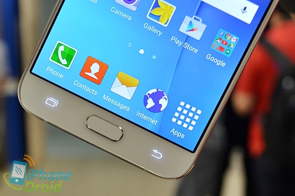 Samsung Galaxy A8 Hands-On-07