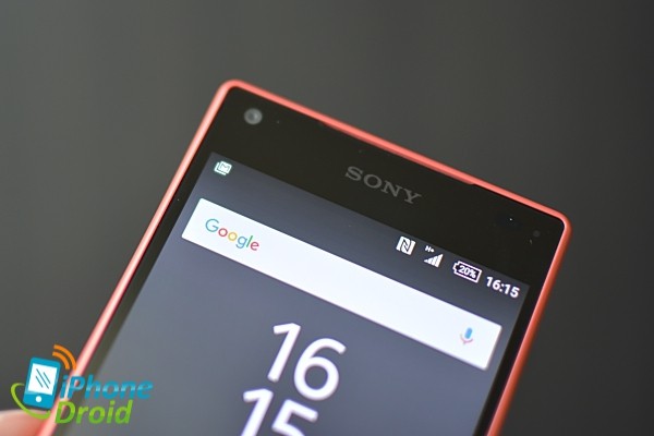 Sony Xperia Z5 Compact-06