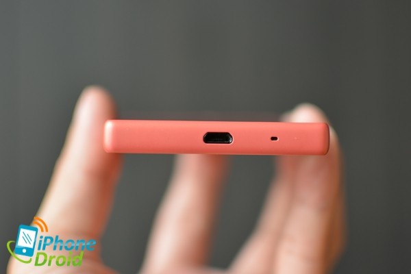 Sony Xperia Z5 Compact-10