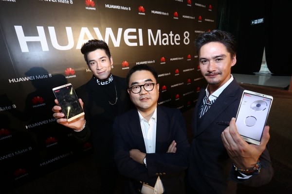 Huawei Mate 8 and Huawei GR5-02