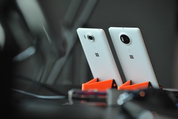 Microsoft Lumia 950-02
