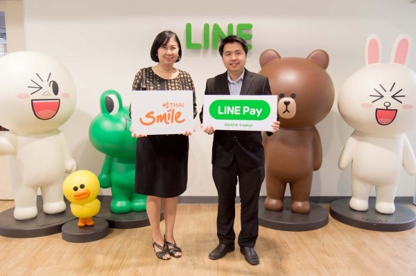 Oranong [Thai Smile] and Prapakorn [LINE Pay]