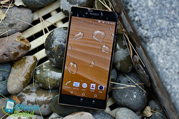 Sony Xperia Z5 Premium Review-02