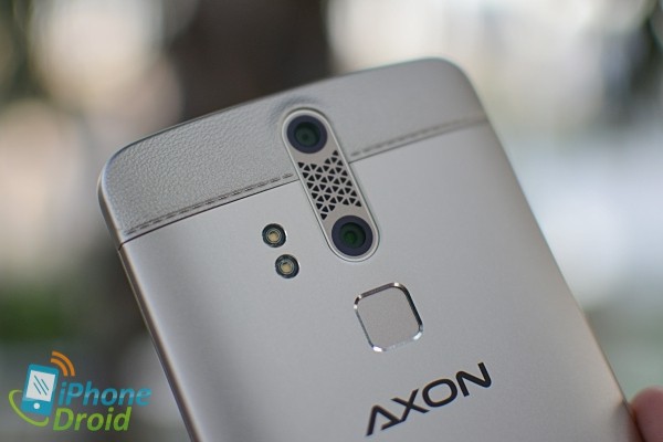 ZTE AXON Elite Review-05