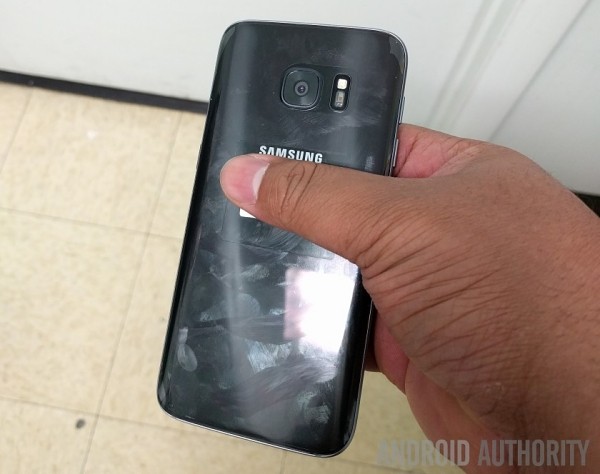 Samsung Galaxy S7 Leaks-02