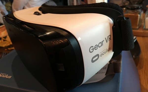 Samsung-Gear_VR