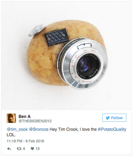 Tim Cook Super Bowl-02