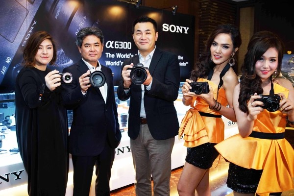 Sony's A6300 & G Master Lens-02