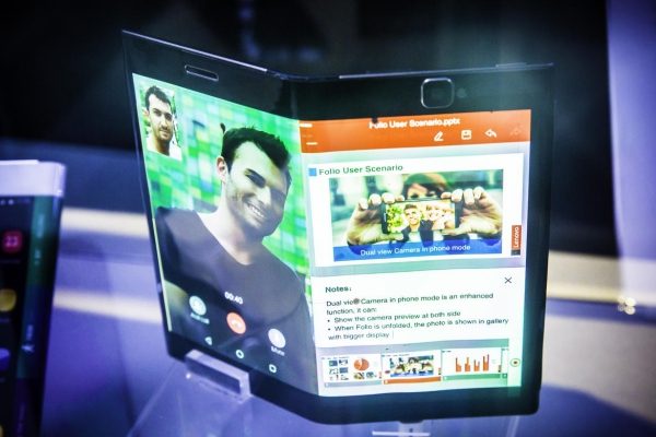 Lenovo Folio Bendable Tablet