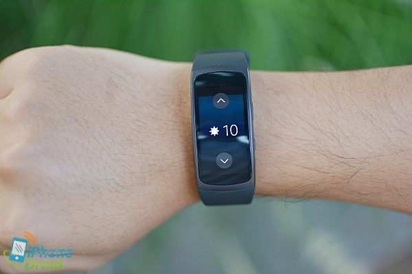 Samsung Gear Fit 2 Review-13