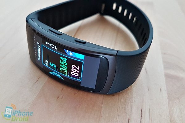 Samsung Gear Fit2-01