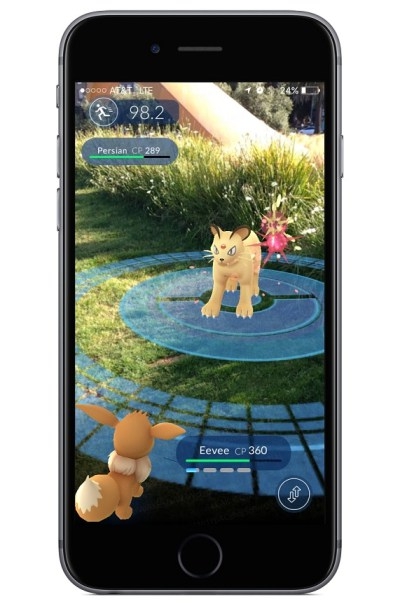 Pokemon GO Trainer Battle