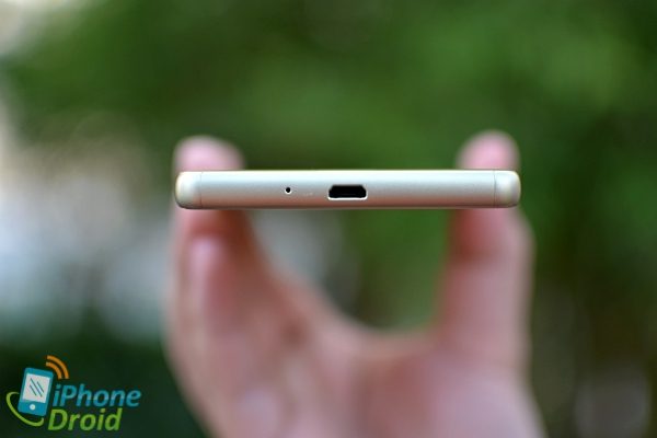 Sony Xperia X Review 005