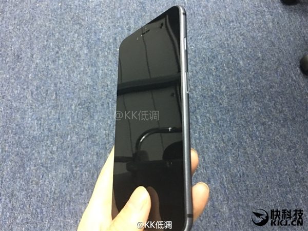 iPhone 7 Black 2