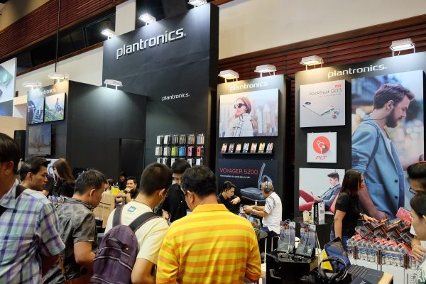 plantronics03