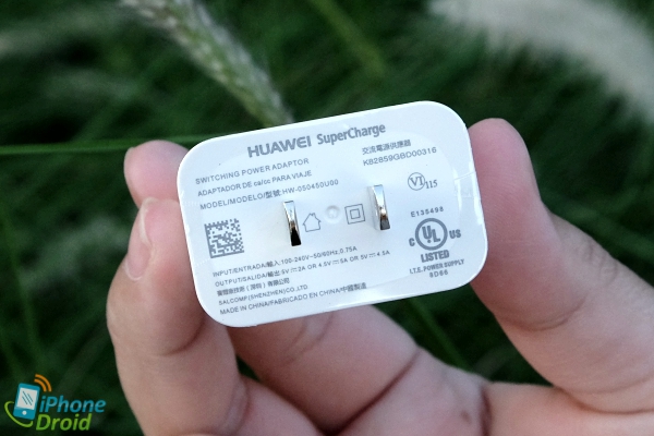 อะแดปเตอร์สำหรับชาร์จไฟ รองรับการจ่ายไฟได้สูงสุด 5V/4.5A