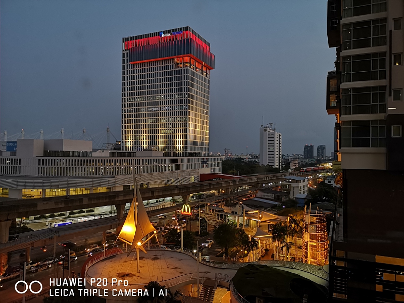 รีวิว Huawei P20 Pro Night Shot