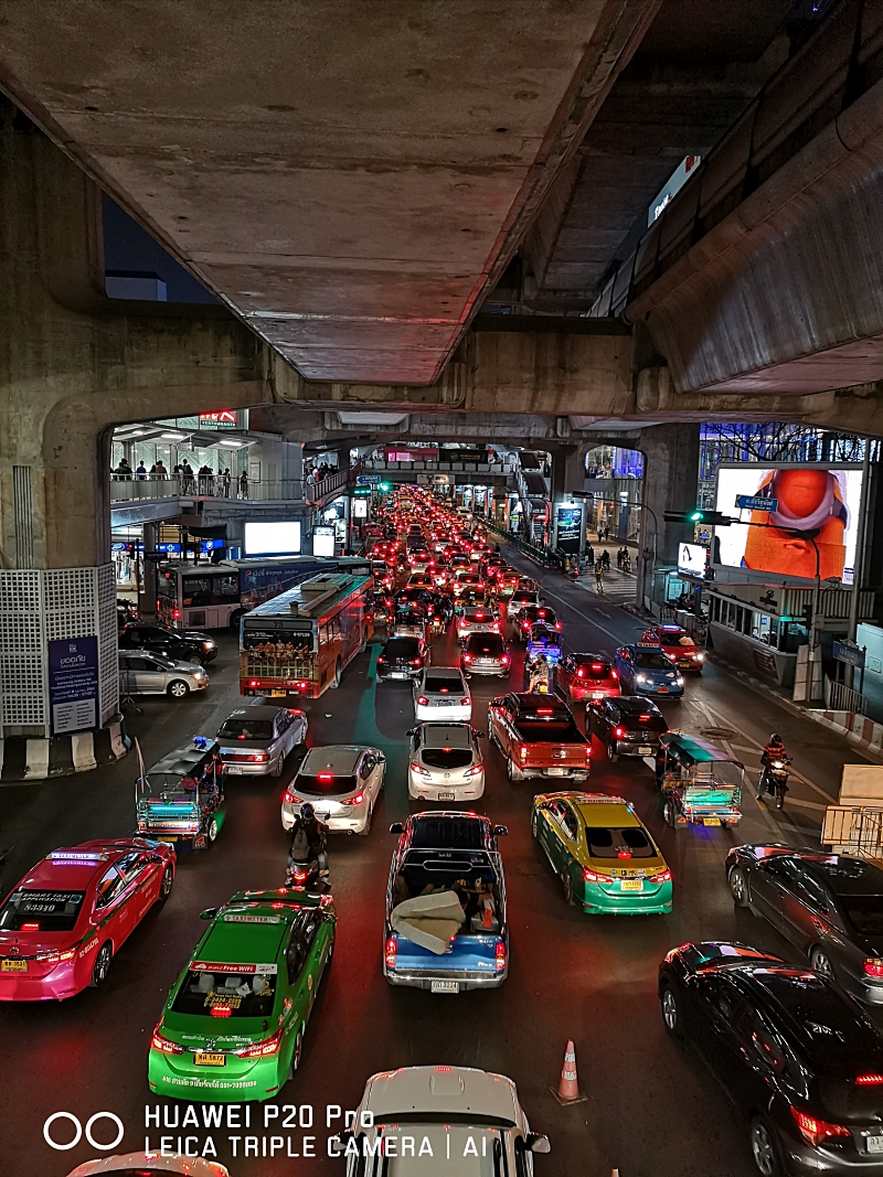 รีวิว Huawei P20 Pro Night Shot