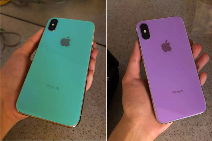 iPhone XS green and violet