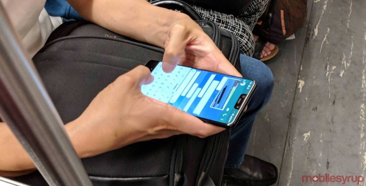 Pixel 3 XL pictured in the wild