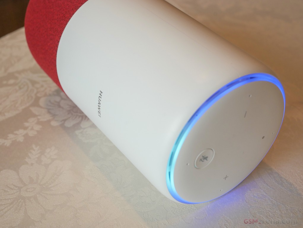 Huawei AI Cube and GPS Locator