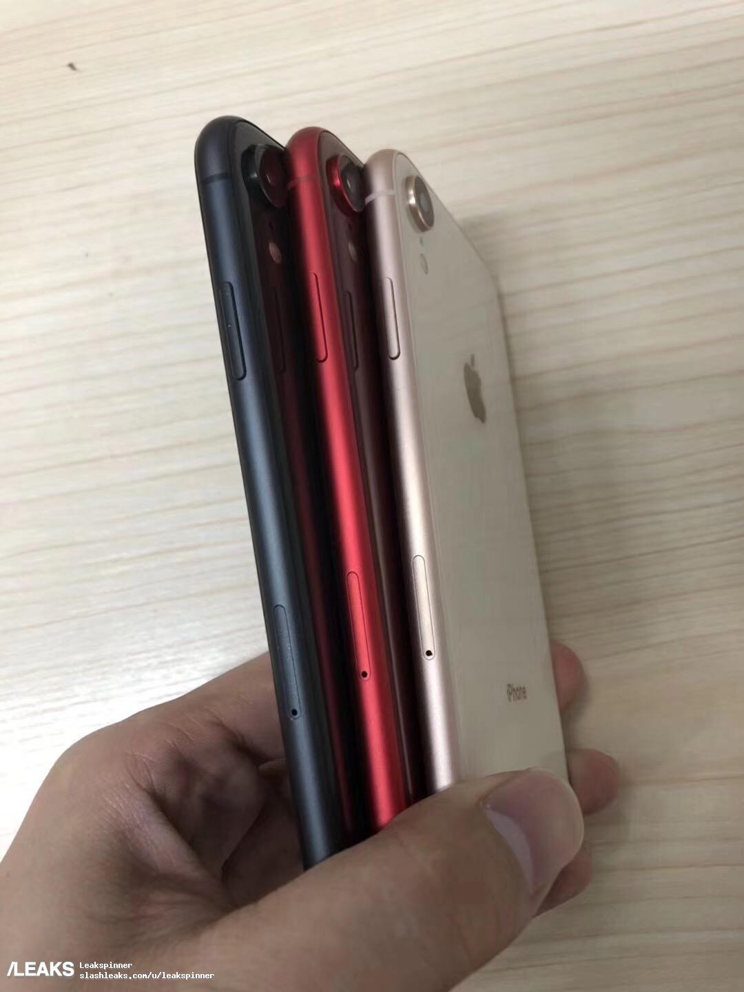 iPhone 6.1 นิ้ว LCD