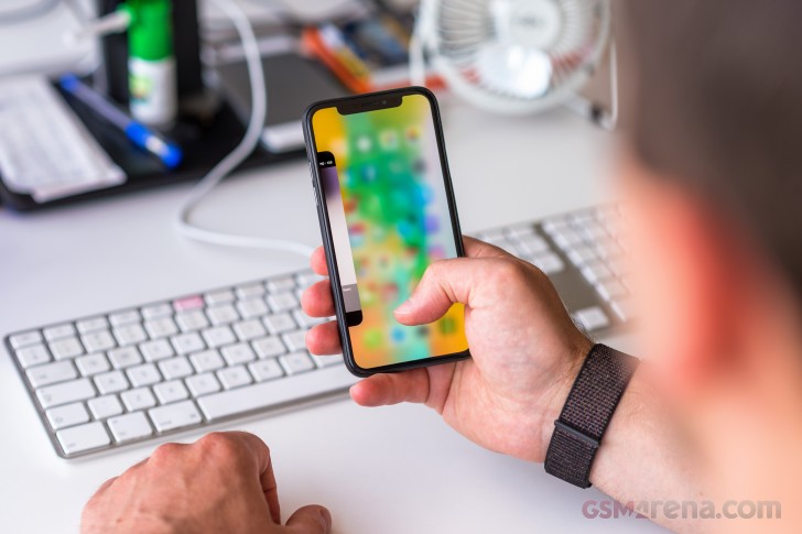 Apple acknowledges iPhone X's touch issues and MacBook Pro 13's data loss