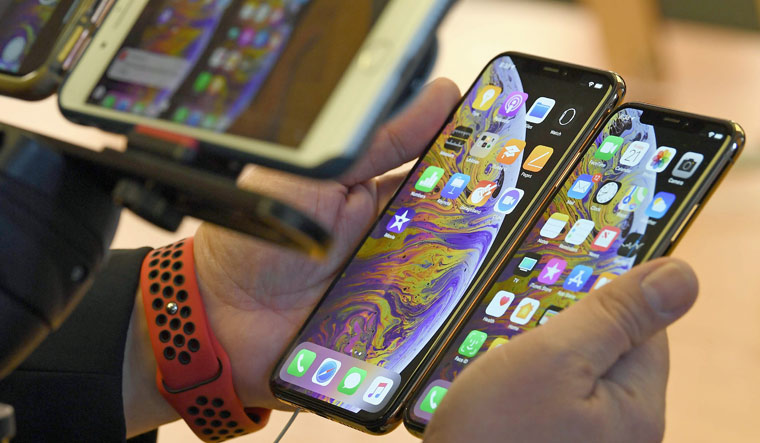 Apple poaches Nokia executive in an attempt to improve iPhone sales