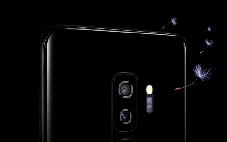 The top Galaxy S10 models will have a ceramic back