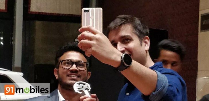 Realme U1 spotted in the wild with dual cameras