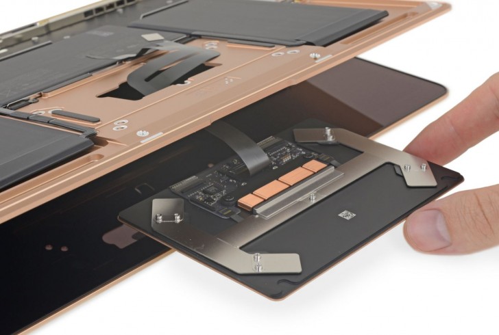 The new MacBook Air looks beautiful even from the inside