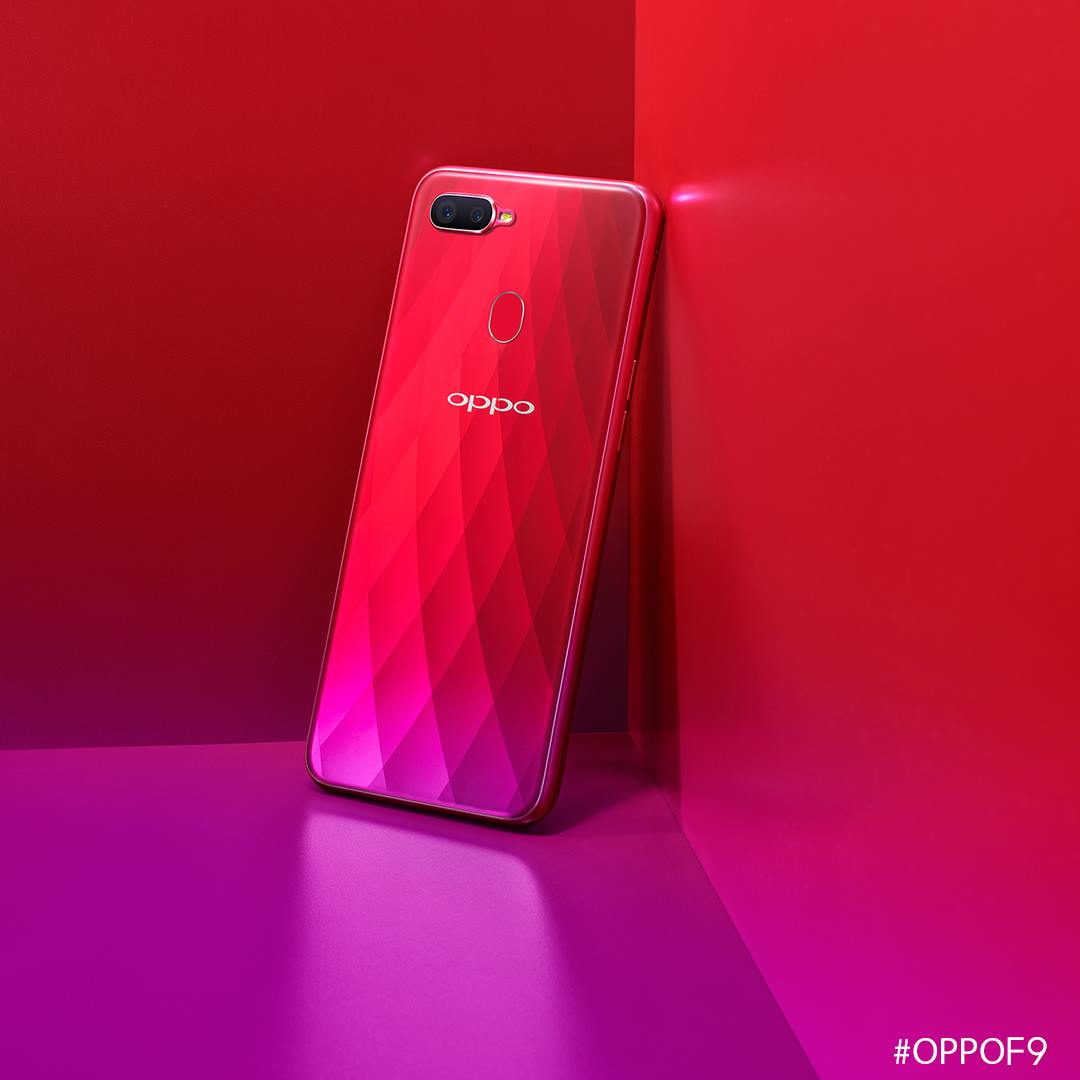 OPPO F9 Selfie Expert