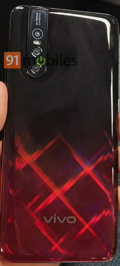 vivo V15 Pro red and black gradient