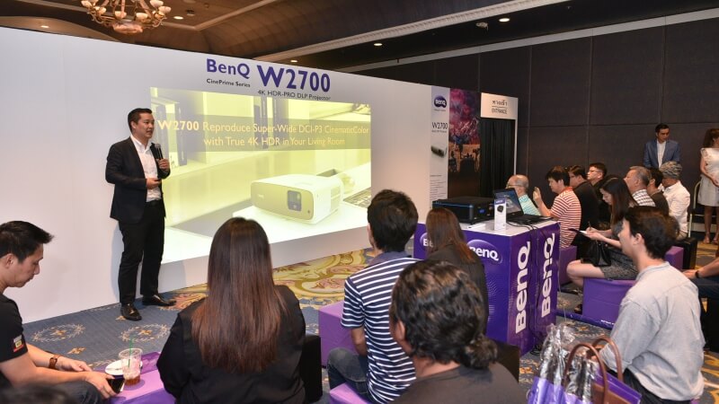 BenQ W2700