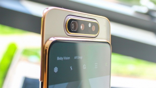 Here's what Samsung Galaxy A80 cases look like