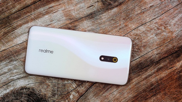 Realme X official images appear