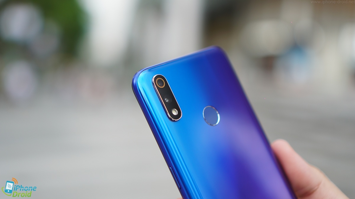 realme 3 pro review